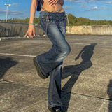 Multi-Pocket Slim Horn Jeans Woman-Outfit