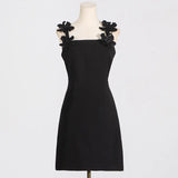 Fongt 2025 New Fashion Design Three-Dimensional Flowers Spliced Shoulder Strap Dress Dress