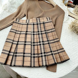 Brown Plaid Pleated Mini Skirt-Outfit