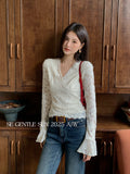 Fongt Xixi 2025 Autumn White Label New Temperament Lace V Word Collar Shirt Lady 100 Cloth Women 89626
