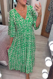 Fongt New Plus-Size Loose Long Beach Vacation Beach Dress V-Neck Floral Dress-Outfit