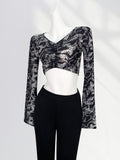 Fongt Black Print Drawcord V-Neck Long-Sleeve T-Shirt For A Summer Spice Girl Is Chic With A Strap-Outfit