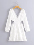 Fongt Break French Elegant Wind 2025 Spring New Fashion Design Deep V Lace Hollow Dress