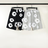 Kanye Bieber The Same Kapok Full Of Printed Shorts For Men And Women Loose Summer Leisure Beach Pants-Outfit