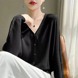High-End Lazy Sleeves Twist Sweater Female V-Collar Autumn New Bat Sleeve Sweater Jacket-Outfit