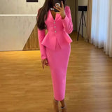 Fongt And Elegant Suit Deep V-Neck Repair T-Shirt With Ass Skirt Two-Piece Set