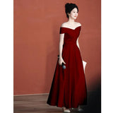 One-Word Shoulder-To-Shoulder Dress High-End Light Luxury Niche French Engagement Dress White Certificate Registration Small White Dress