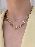 Simple Link Chain Toggle Necklace-Outfit