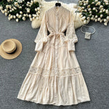 Fongt High-End Retro Lace Splicing Pearl Single Buckle Thin Temperament Collar Lantern Sleeve Dress