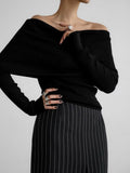 Fongt Women's Fall/Winter 2025 Long-Sleeved Knitted Bottom Shirt With A Word Of The Shoulder Sex-Repair And Exposed Shoulder