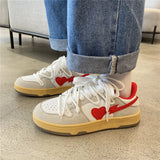 Retro Casual Love Sneakers-Outfit