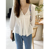 Women Vintage Lace Blouse V-Neck Solid Long Sleeve Beach Shirts for Women Summer Casual Loose Boho