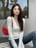 Fongt Xixi 2025 Autumn White Label New Temperament Lace V Word Collar Shirt Lady 100 Cloth Women 89626