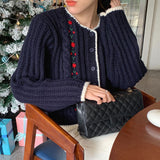 Chic Autumn And Winter French Small Fragrant Wind Three-Dimensional Embroidery Flowers Contrast Color Small Knit Sweater Sweater Coat Female-Outfit