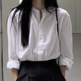 Fongt Version Of The Round-Necked White Shirt Women's Long Sleeve 2025 Autumn Cotton Shirt Showing Thin Retro Design Sense Niche Ins