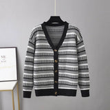 Women's Knitting Print Sweater Color Heart Single-Breasted Button Loose Casual Knitted Cardigan Sweaters Autumn V-neck