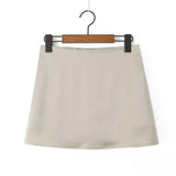 Spring Style Classic Holiday Shorts, Solid Color Shorts, Half Skirt, A-Shaped Skirt.-Outfit