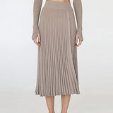 Fongt And Winter 2023 Explosion Of The Hobling Sweater 100 Folded Skirt Tied With Woolen Suit
