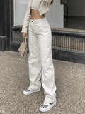 White Washed Boyfriend Jeans-Outfit