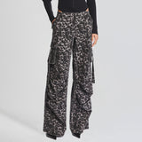 Fongt And Summer 2024 New Leopard Print Multi-Pocket Decorative Design Feel Tooling Denim Casual Pants Women-Outfit