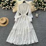 Fongt High-End Retro Lace Splicing Pearl Single Buckle Thin Temperament Collar Lantern Sleeve Dress