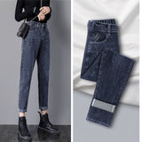 Fongt Fall 2024 Model Is Loose And Skinny Turdad Pants-Outfit
