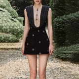 Fashion Design Dress Women 2025 Summer New Nail Drill Mesh Splicing High-End Pure Color Body