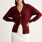 Fongt Women's V-Neck Button Knitted Knitted Sweater