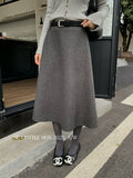 Fongt Xixi 2025 Autumn White Standard Temperament With Pure Color High Waist Slim Half Skirt Hair Long Dress 85305