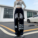 Star Letter Graphic Cargo Jeans-Outfit