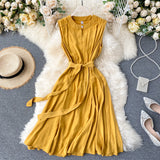Minority Dress 2023 New Summer Heart Machine Hollowed-Out Round Collar Commuter Dress Sleeveless Back Heart Skirt-Outfit