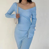 Simple Bottom-Knitted Dress With V-Collar And Bare Shoulders In A Long Knitted Hip-Bottomed Dress-Outfit
