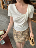 Fongt Xixi 13 Line 2025 Spring And Summer New Temperament Thringing Knotted Knitted Knitted Short-Sleeved T-Shirt 89318