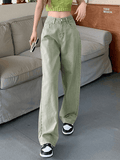 Light Wash Baggy Boyfriend Jeans-Outfit