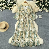 Fongt Retro Floral And Snow-Crushed Dress Woman Autumn Strapd To The Waist V Collar Horn Sleeve Temperament Over The Folded Skirt