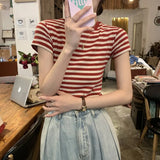 Fongt Bottom Shirt Summer 2024 New Design Sense Short-Sleeved T-Shirt Women's Retro Student Slim