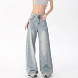 Vintage 90s Light Wash Baggy Boyfriend Jeans-Outfit