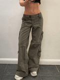 Buttoned Straight-Leg Cargo Jeans-Outfit