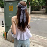 Fongt Cc V Collar Hook-Outfit