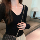 V-Collar Solid Color Long-Sleeved Woolen Blouse A New Style Slim And Slim Sweater In Autumn And Winter-Outfit