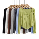 New Anti-Line Design Autumn Round-Collar Buckle Slim Chest Stretch Long-Sleeved T-Shirt-Outfit