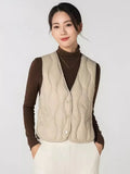 90 White Duck Down Vest Female 2024 Winter New Slim Light V Collar Inside The Vest-Outfit