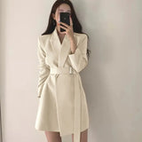 Fongt Red Small Suit Medium Long Chic Retro Belt Korean Version 2025 Casual Temperament White Suit Jacket Woman