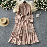 Fongt High-End Retro Lace Splicing Pearl Single Buckle Thin Temperament Collar Lantern Sleeve Dress