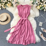 Minority Dress 2023 New Summer Heart Machine Hollowed-Out Round Collar Commuter Dress Sleeveless Back Heart Skirt-Outfit