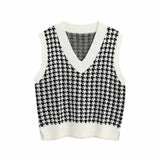 Houndstooth knitted Sweater-Outfit