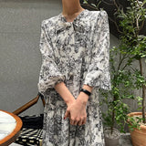 Fongt Chic Spring French Vintage V-Tie Bow Ink Print Design Loose Long Sleeve Dress-Outfit