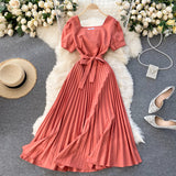 Retro Solid Color Temperament French Collar Hepburn Style Short-Sleeved Waist Show Thin Pleated Dress Large Skirt-Outfit