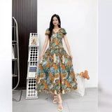 Printed Short-Sleeved Dress-Outfit