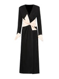Famous Wind Dress Women 2025 Spring New Temperament Elegant Fashion Collage Collage Bow V-Neck